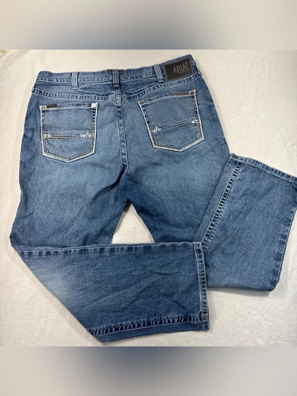 Ariat Men's Medium Blue Straight-Leg Jeans 38X30